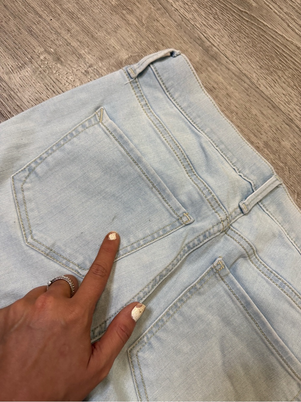 •EXPRESS• MID RISE LEGGING JEANS - Picture 7 of 8